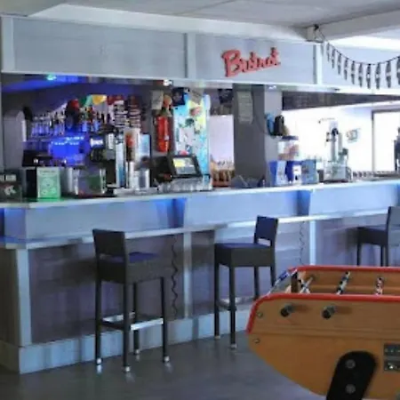 Mobil Village Vacance Κάμπινγκ *